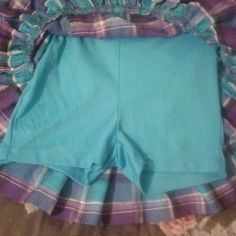 Girls skirt - Picture 3 of 3